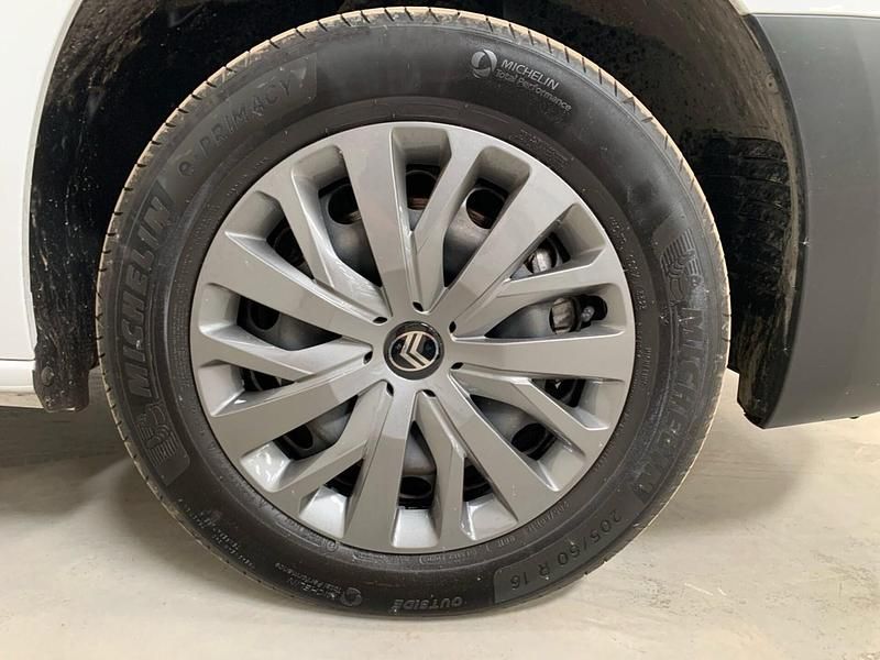 Used Citroën Berlingo 100 HP (73 kW) 2024 White MPV