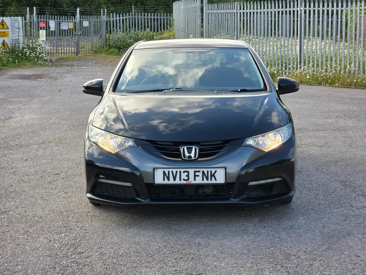 Used Honda Civic SE 120 HP (88 kW) 2013 Black Hatchback
