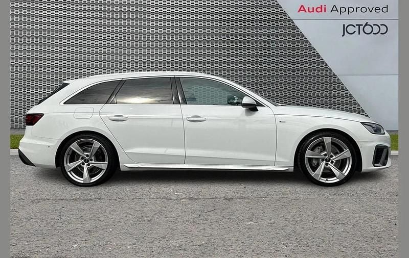 Used Audi A4 S-Line 200 HP (147 kW) 2023 White Estate