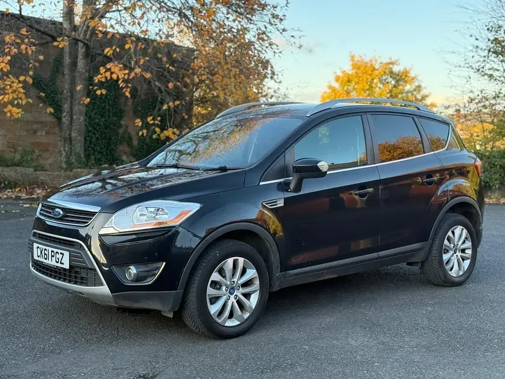 Used Ford Kuga Titanium 163 HP (119 kW) 2011 Black SUV
