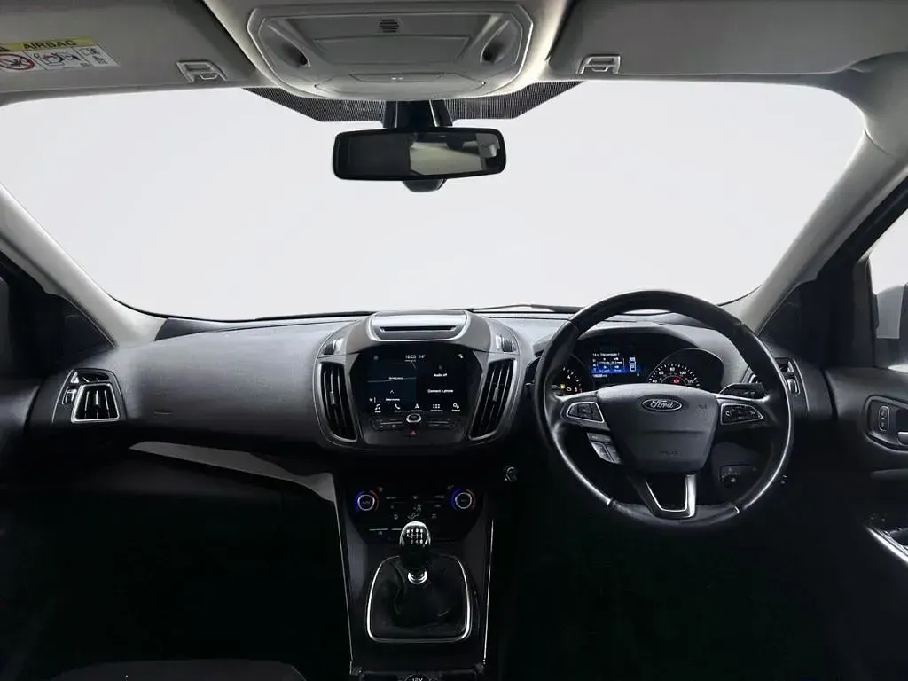 Used Ford Kuga Titanium 120 HP (88 kW) 2018 White SUV