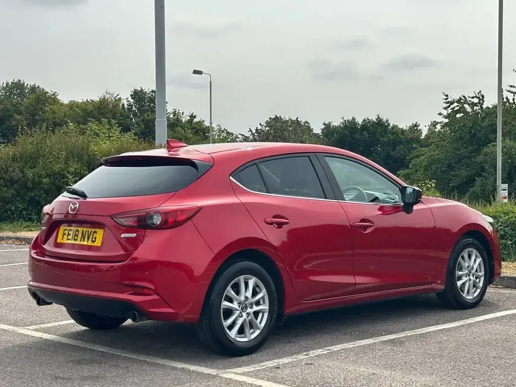 Used Mazda 3 2018 Red Hatchback
