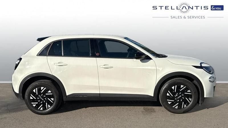 White Used 2024 Fiat 600E Red SUV | £19,199 (Super price) - Image 1/4