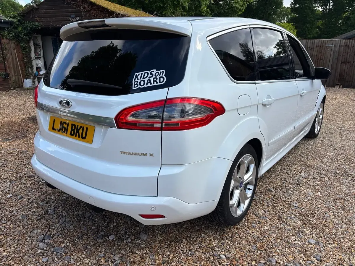 Used Ford S-MAX Titanium X 163 HP (119 kW) 2011 White MPV