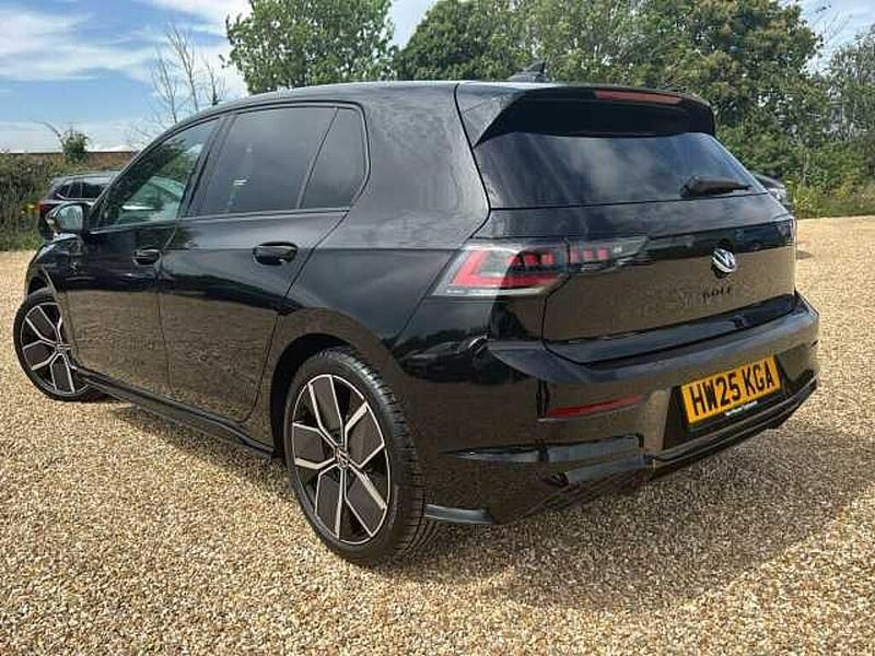 New VW Golf VIII Black Edition 150 HP (110 kW) 2025