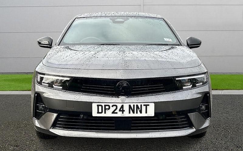 Used Vauxhall Astra Ultimate 131 HP (96 kW) 2024 Grey Hatchback