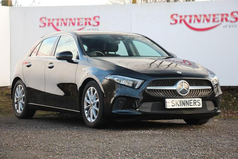 Used Mercedes A180 Executive 136 HP (100 kW) 2019 Black Hatchback