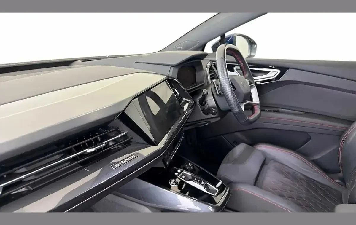 Used Audi Q4 e-tron S-Line 219 kW (299 HP) 2023 Blue SUV