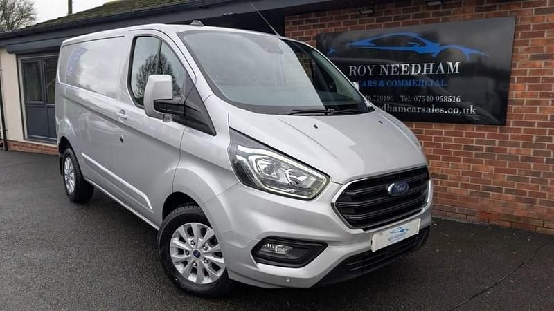 Used Ford Transit Custom Limited 170 HP (125 kW) 2022 Silver Van