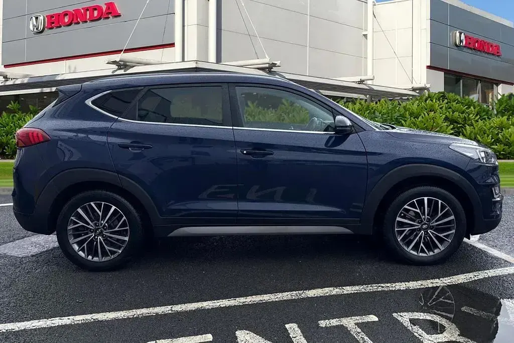 Used Hyundai Tucson Premium 177 HP (130 kW) 2019 Blue SUV