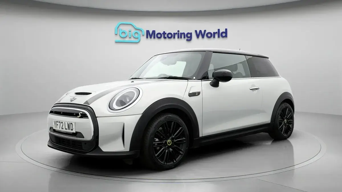 Used Mini Cooper SE Hatch 135 kW (184 HP) 2022 Hatchback