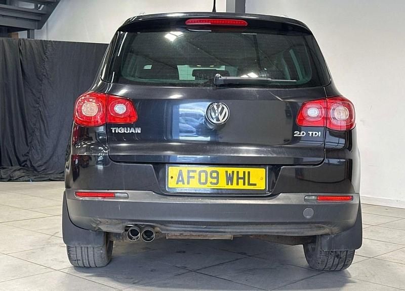 Second-hand VW Tiguan SE 2009 Negru SUV
