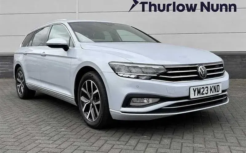 Used VW Passat SEL 150 HP (110 kW) 2023 Silver Estate