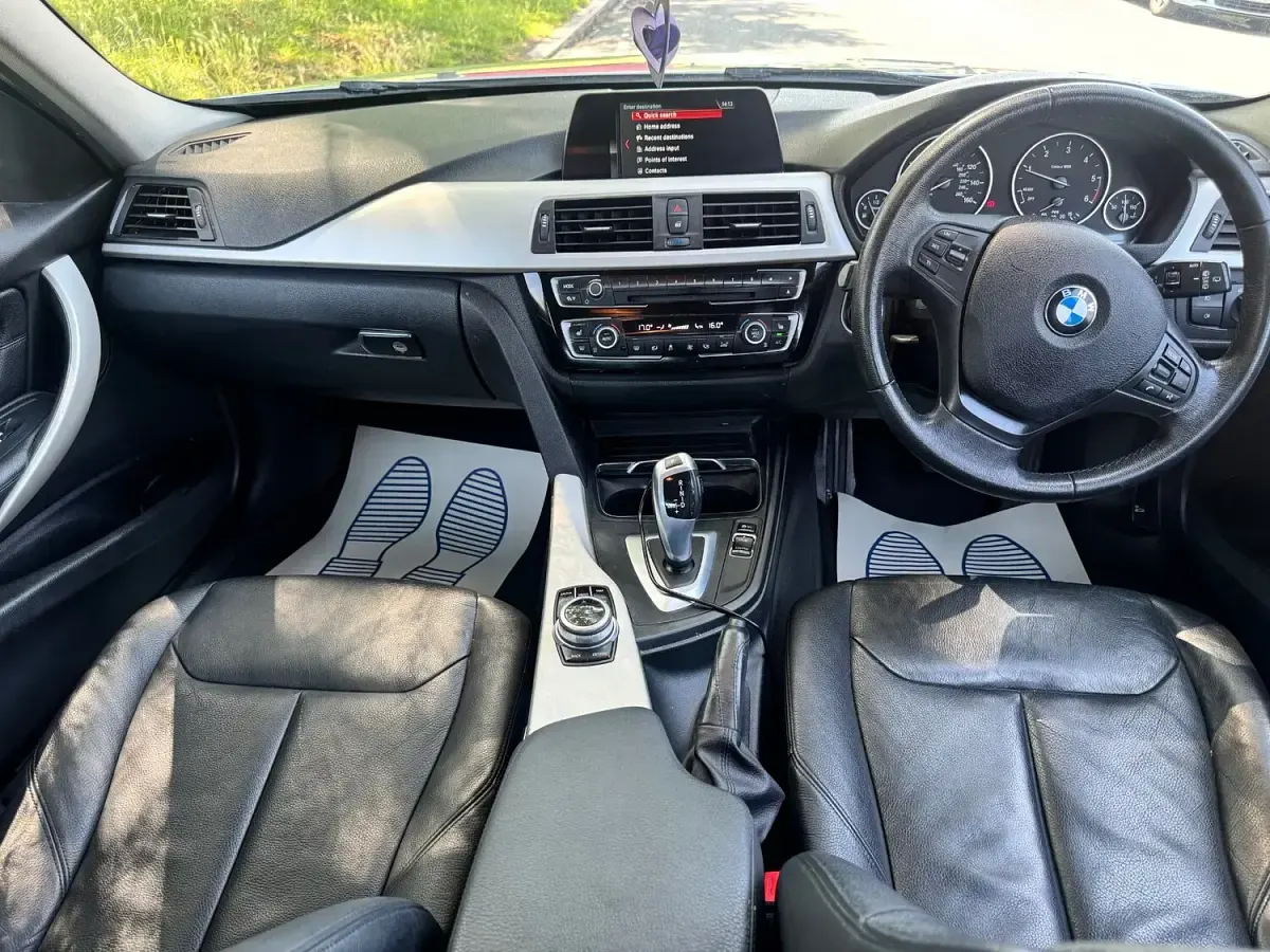 Used BMW 320 Efficient Dynamics 2017 Silver Estate