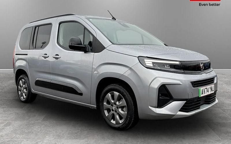 Used Vauxhall Combo Ultimate 100 kW (136 HP) 2025 MPV