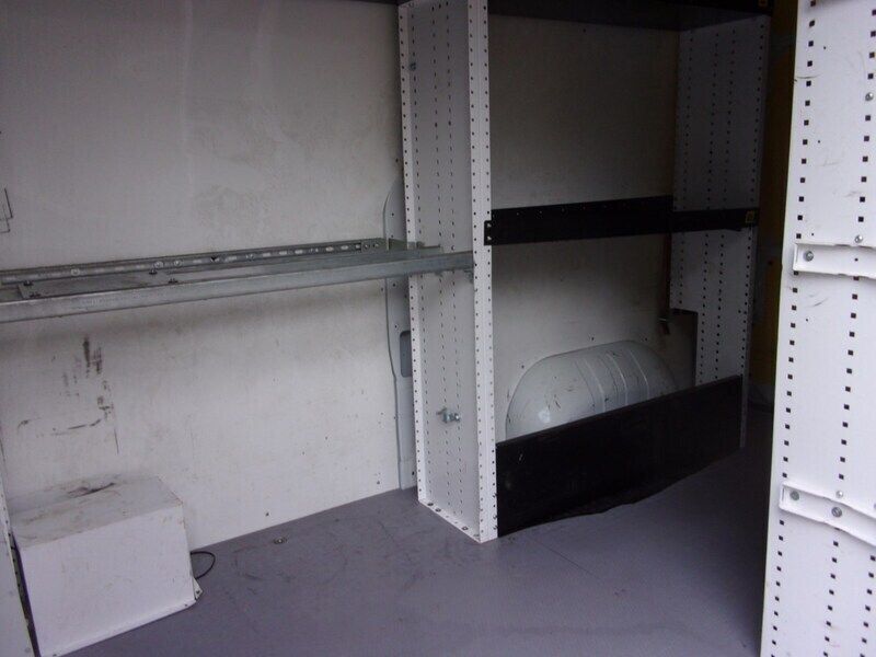 Image 4/4