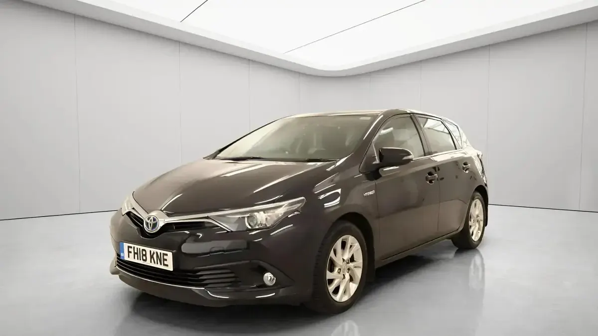 Used Toyota Auris Hybrid 2018 Black Hatchback