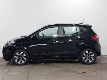 Used Hyundai i10 Advanced 63 HP (46 kW) 2025 Black Hatchback
