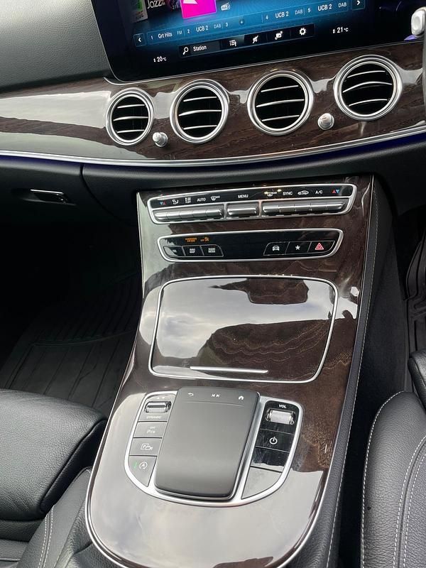 Used Mercedes E220 194 HP (142 kW) 2021 Grey Sedan