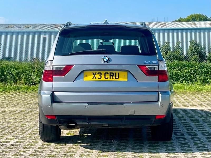 Begagnad BMW X3 147 HK (108 kW) 2008 Grå SUV