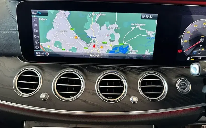 Used Mercedes E350 AMG line 286 HP (210 kW) 2020 Silver Estate