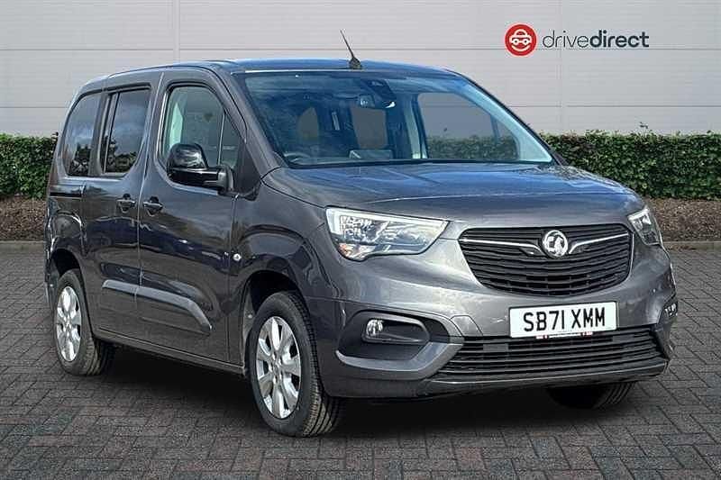 Used Vauxhall Combo S 131 HP (96 kW) 2022 Grey MPV