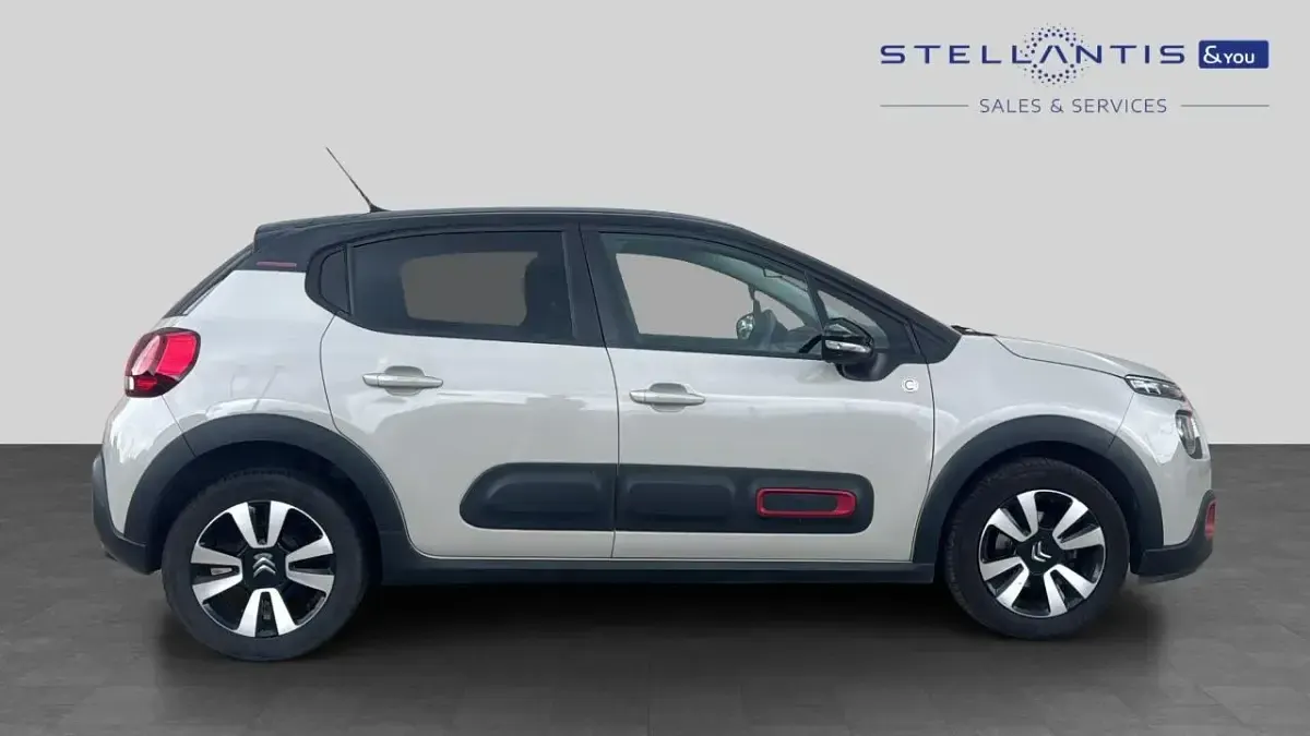 Usado Citroën C3 PureTech 82 HP (60 kW) 2022 Amarelo Citadino