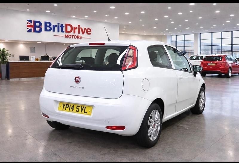 Used Fiat Punto Easy 2014 White Hatchback