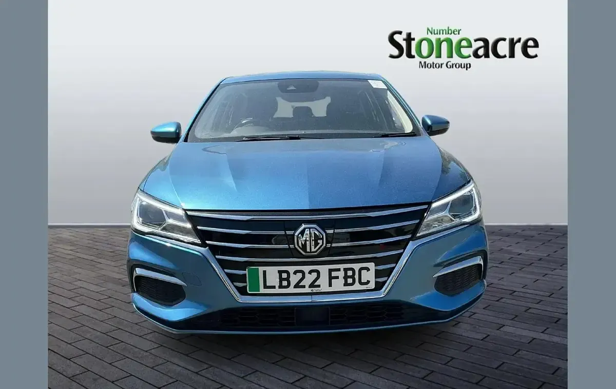 Used MG MG5 EV Excite 113 kW (154 HP) 2022 Blue Estate