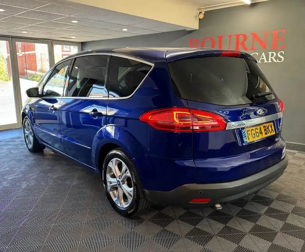 Usado Ford S-MAX Titanium 115 HP (84 kW) 2014 Azul Monovolume
