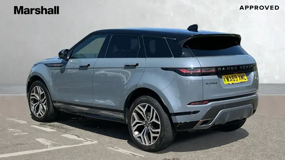 Used Land Rover Range Rover evoque First Edition 180 HP (132 kW) 2019 Grey SUV