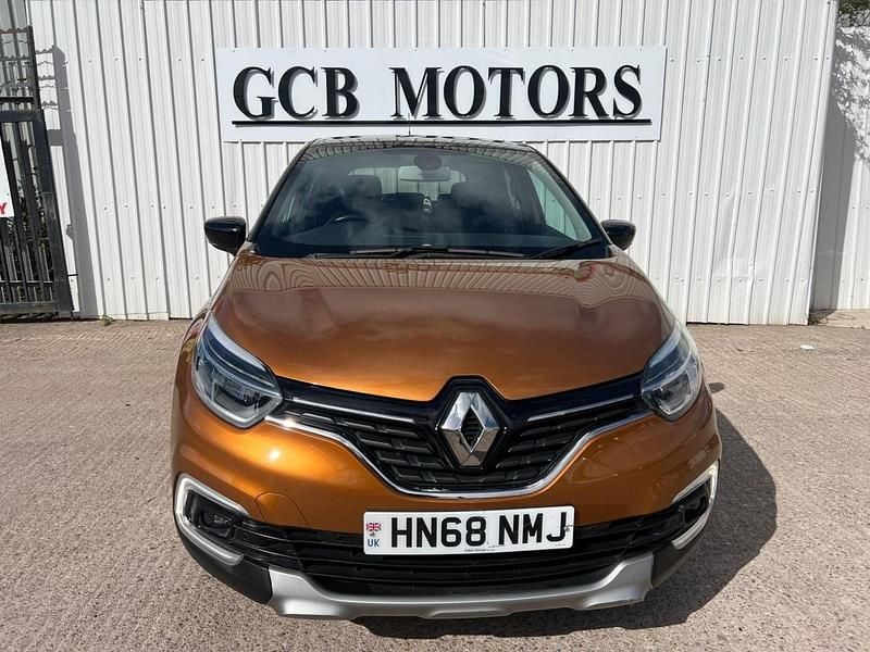 Used Renault Captur GT-Line 2018 Orange/black SUV