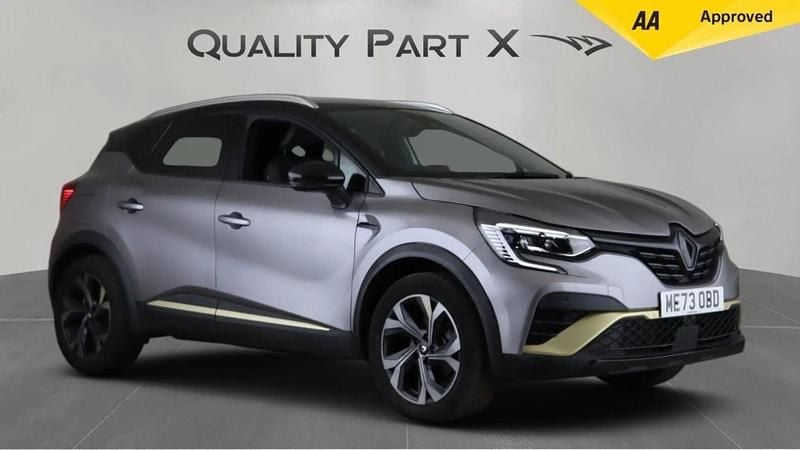 Usado Renault Captur Engineered 143 HP (105 kW) 2024 Cinzento SUV