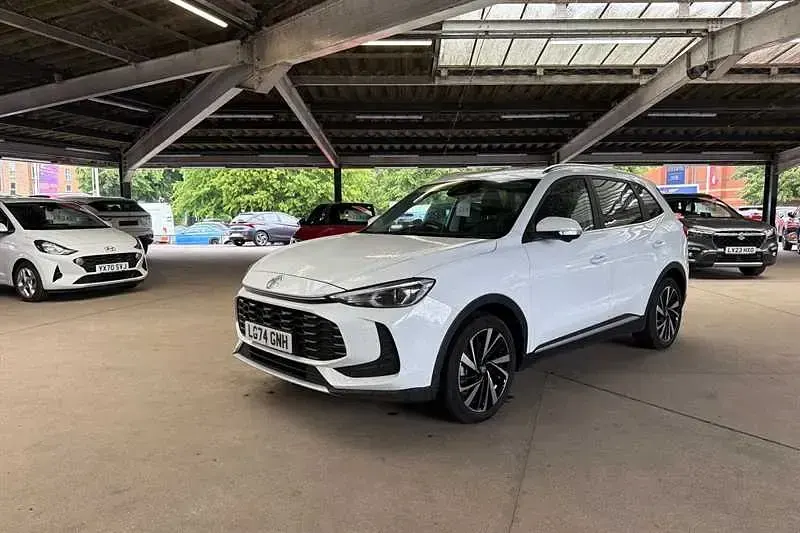 Used MG ZS Trophy 2025 White SUV