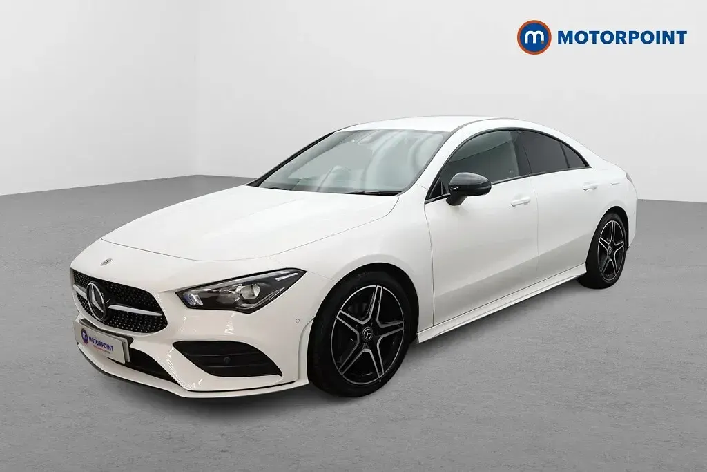 Used Mercedes CLA180 Executive 136 HP (100 kW) 2022 White Sedan