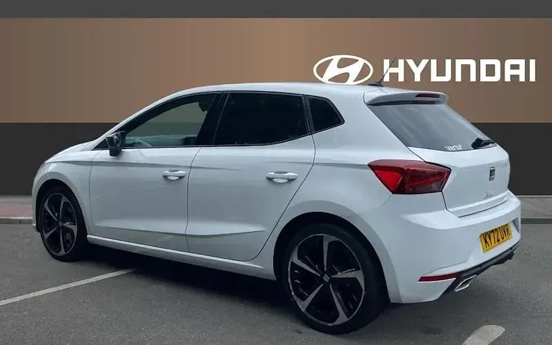 Gebraucht Seat Ibiza FR Sport 110 PS (80 kW) 2023 Weiß Kleinwagen