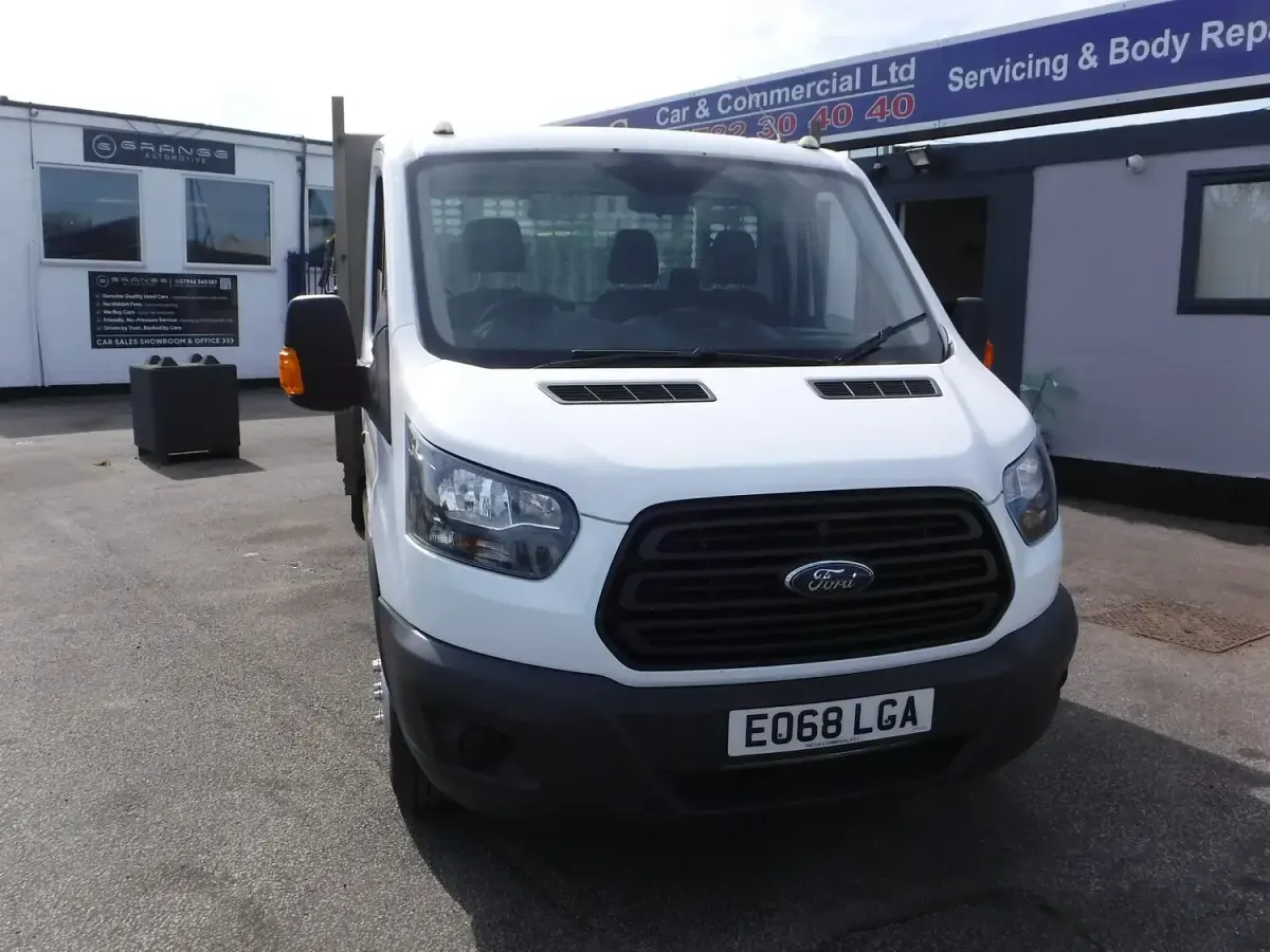 Used Ford Transit 130 HP (95 kW) 2018 White Cabriolet