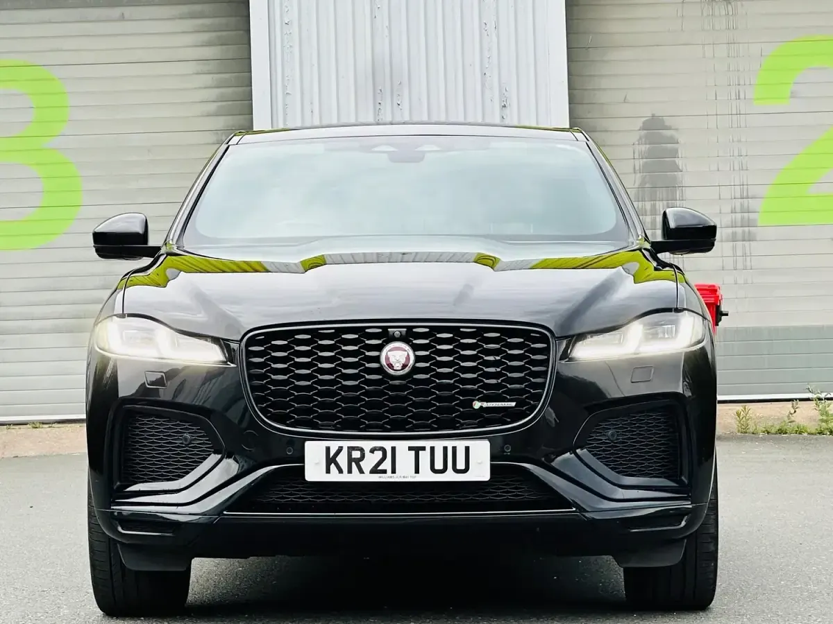 Used Jaguar F-Pace R-Dynamic 204 HP (150 kW) 2021 Black SUV