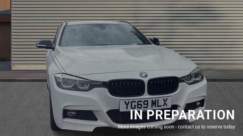 White Used 2019 BMW 320 M Sport Estate | £19,578 (Fair price) - Image 1/4