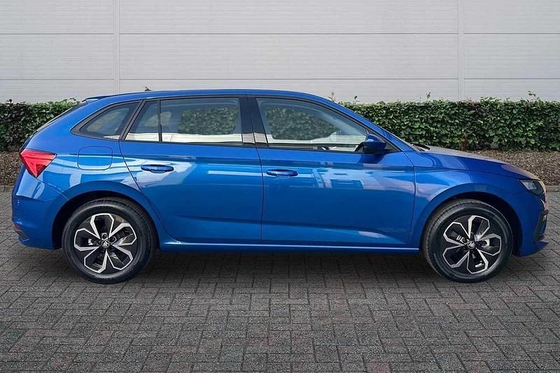 New Skoda Scala SE 115 HP (84 kW) 2026 Race blue metallic Hatchback