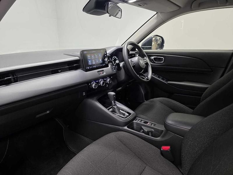 Used Honda HR-V Elegance 131 HP (96 kW) 2023 Grey SUV