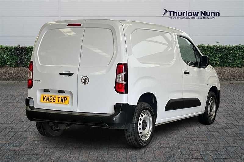 New Vauxhall Combo S 100 HP (73 kW) 2025 White MPV