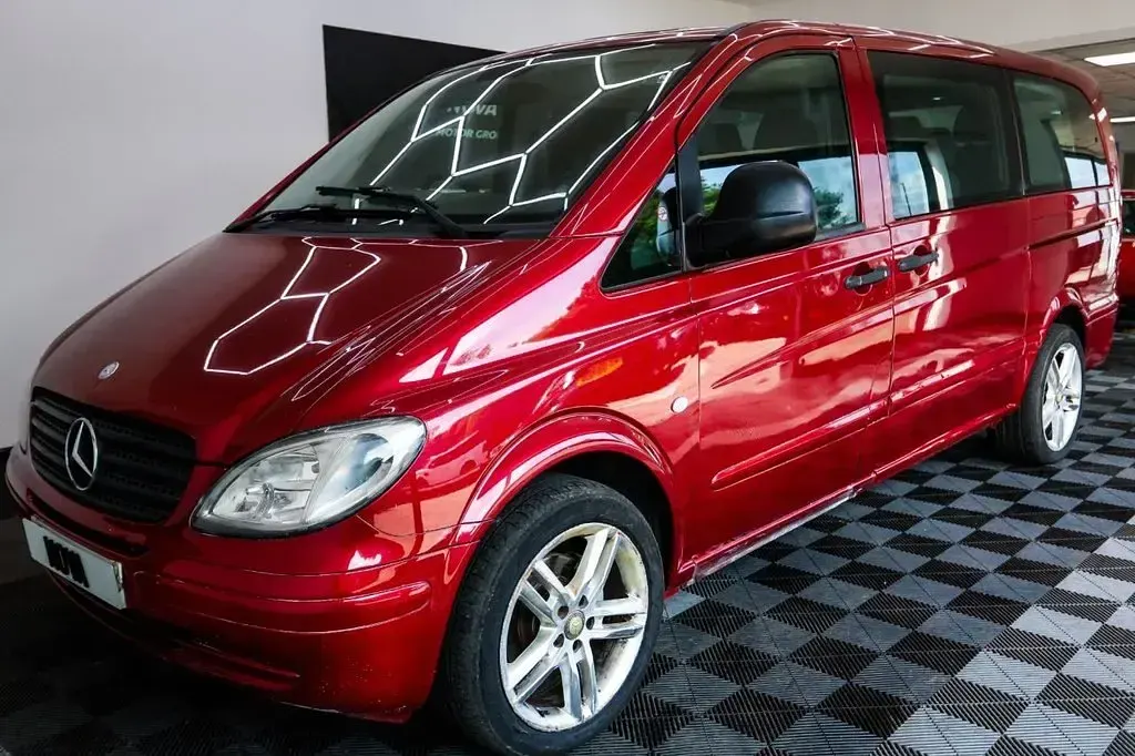 Used Mercedes Vito 116 HP (85 kW) 2009 Red Van