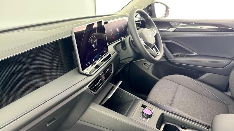 Used VW Tiguan Match 150 HP (110 kW) 2025 Grey SUV