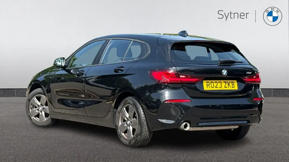 Used BMW 118 Comfort Edition 134 HP (98 kW) 2023 Black Hatchback