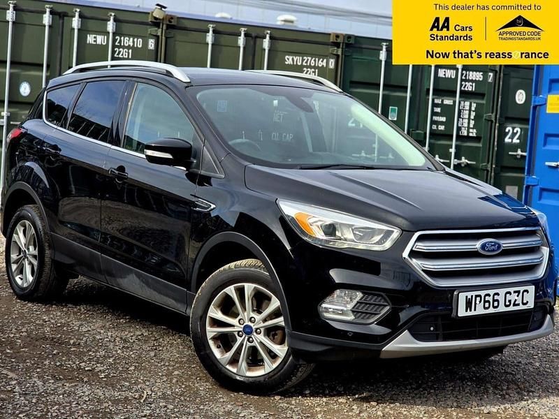 Used Ford Kuga Titanium 182 HP (133 kW) 2016 Black SUV