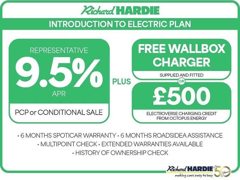 Used Vauxhall Corsa-e Elite 98 kW (134 HP) 2021 Red Hatchback