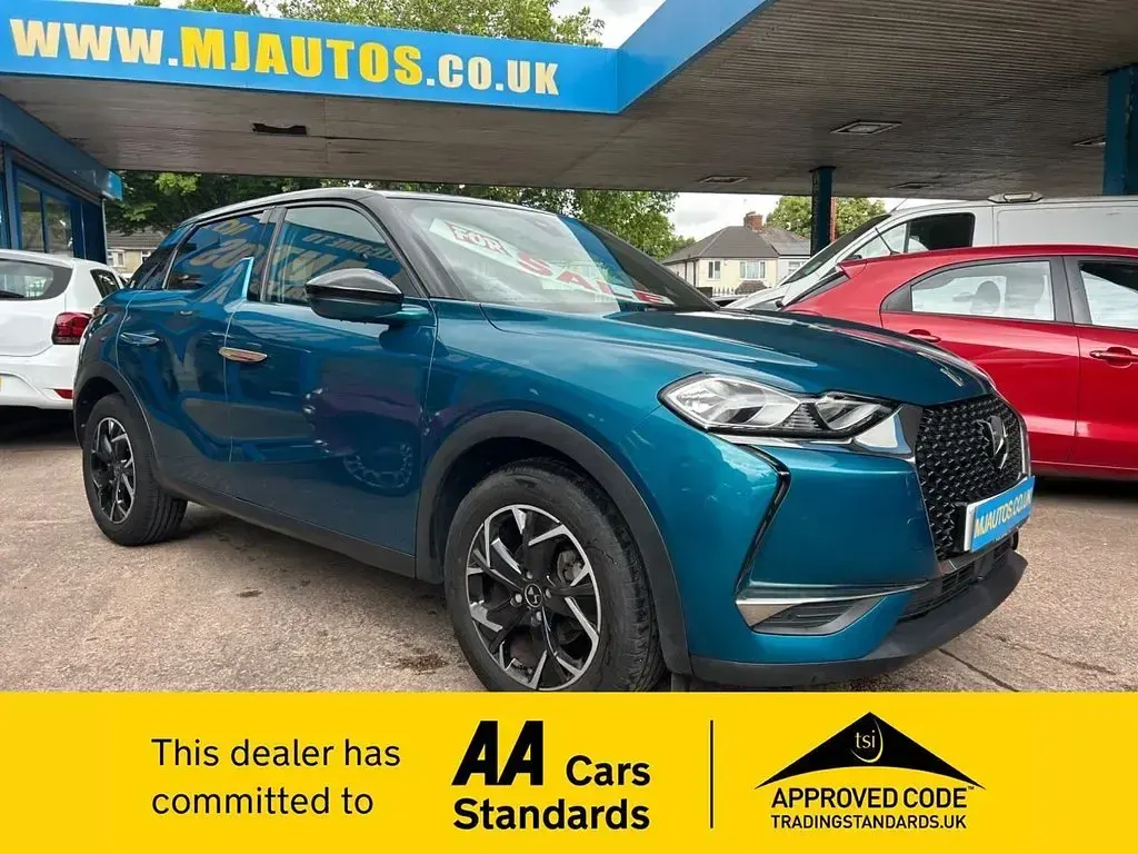 Used DS Automobiles DS3 Prestige 100 HP (73 kW) 2019 Blue MPV
