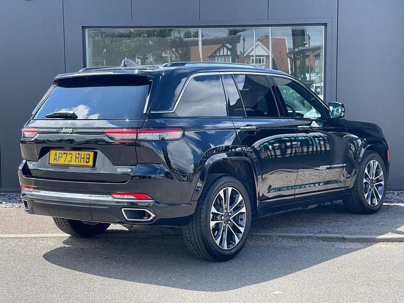 Used Jeep Grand Cherokee Overland 381 HP (280 kW) 2023 Black SUV
