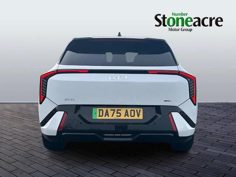 New Kia EV4 GT-Line S 150 kW (204 HP) 2025 White Hatchback